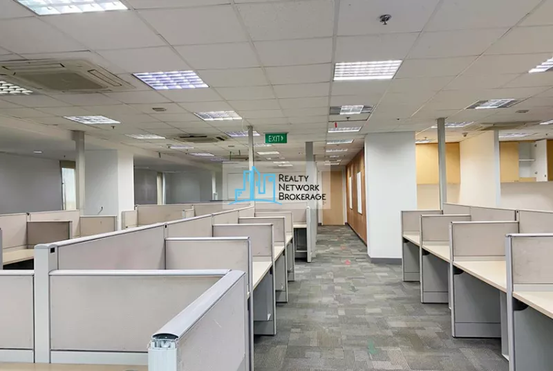 525 SqM Warm Shell For Rent in IT Park Cebu