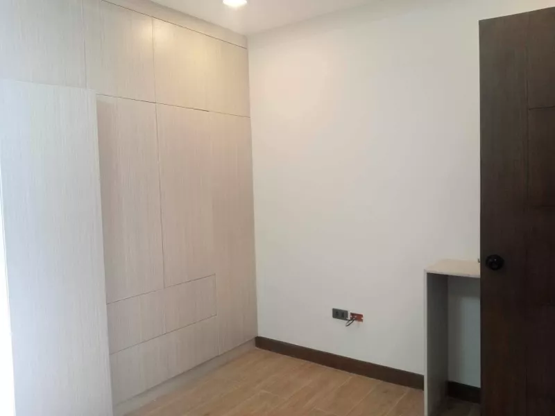 Project 4 Quezon City 3 Storey Townhouse For Sale with 4 Bedrooms & 1 CG 12M-LC
