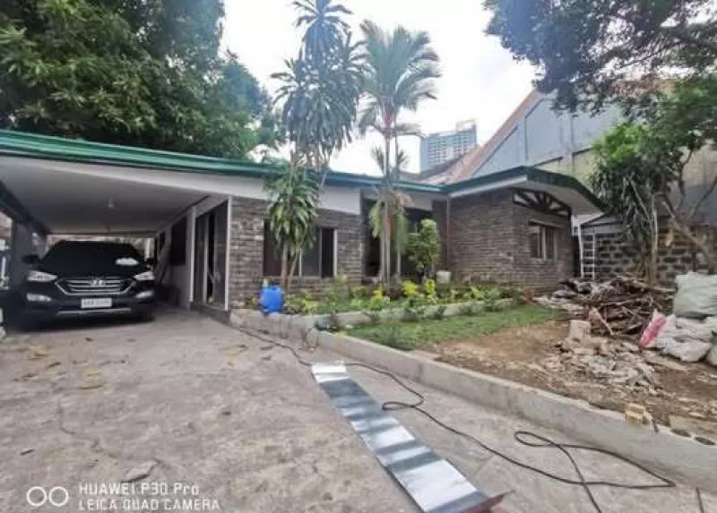 House for Rent in New Manila, Quezon City