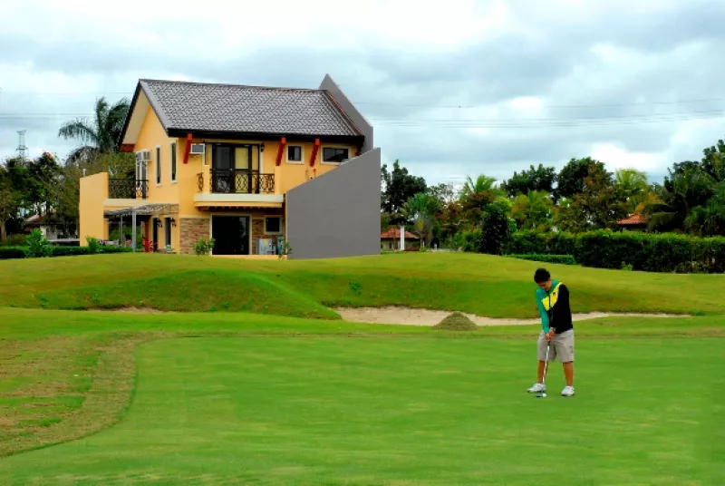 Brand New Golf Property House and Lot for Sale in Silang nearby Tagaytay