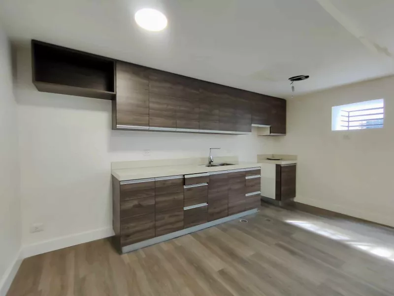Ready For Occupancy Townhouse For Sale in Tandang Sora Near Congressional- PME