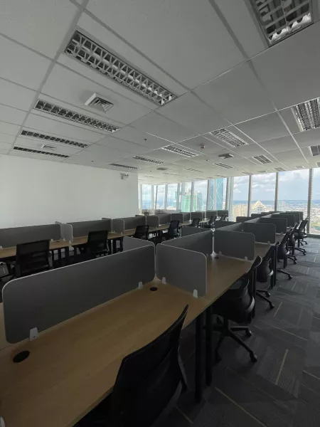 150 Available Seats Fitted with Workstations for Rent in Mandaluyong