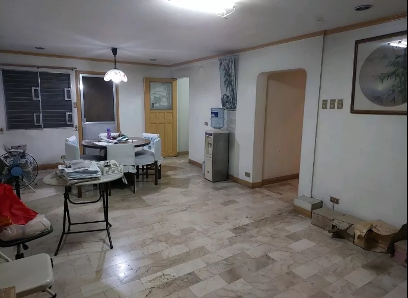 Nice townhouse. in New Manila