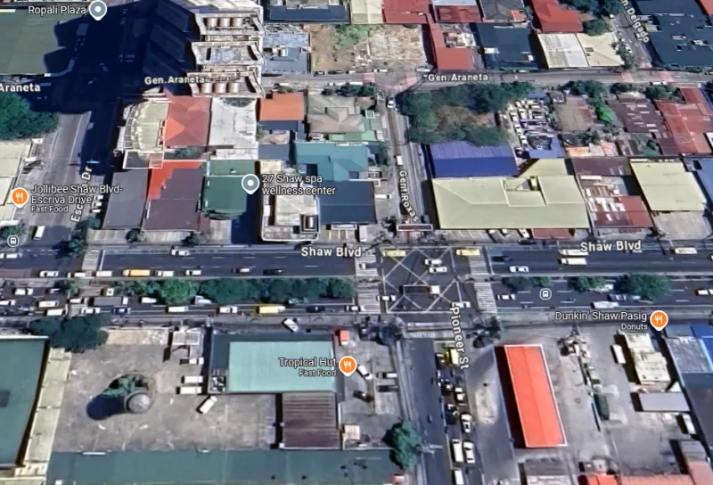 Commercial Building at Shaw Boulevard for SALE