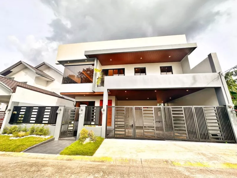 Brand new 5 Bedrooms House for sale in Bf Homes Las Pinas