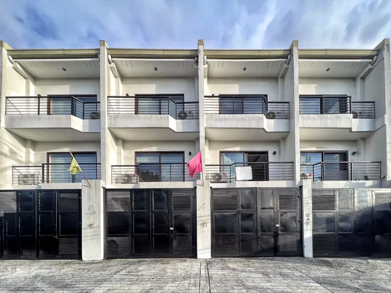 Project 8, Bahay Toro, Quezon City 3 Storey Townhouse For Sale-SD (JV2)