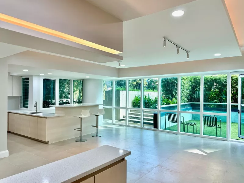 Rare Garden Unit 2BR in Hidalgo Place, Rockwell Makati City