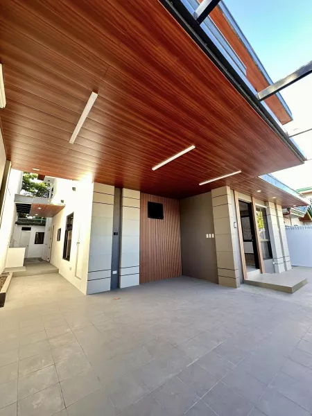 BF Homes 5 Bedroom Modern House and Lot with pool Parañaque City