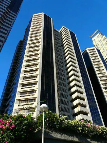 Unfurnished 3 Bedrooms with Parking for Rent in Ritz Towers Makati City