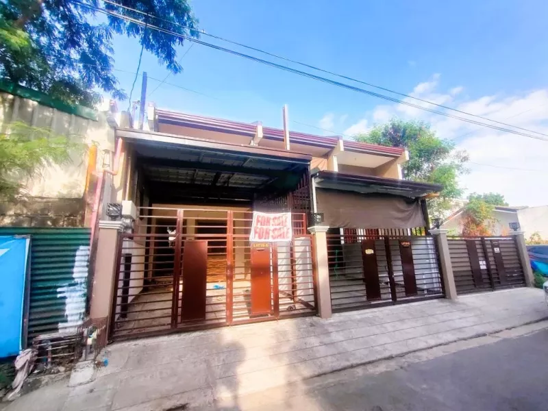 AFFORDABLE TOWNHOUSE AND LOT FOR SALE IN TALON VILLAGE LAS PINAS CITY