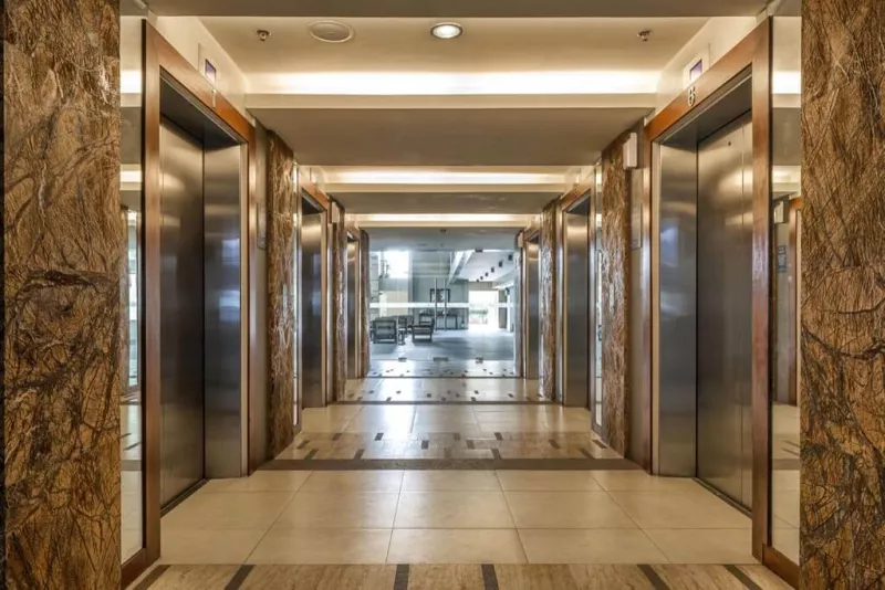Flair Tower 3BR Condo with Balcony, Parking, and Spectacular Views