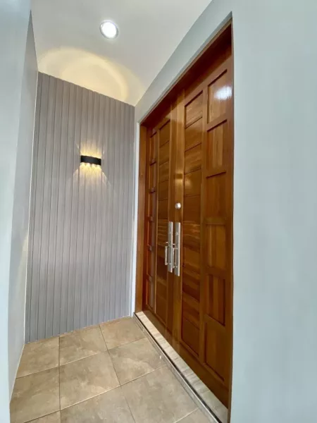 Brgy Bangkal makati 3 Storey Townhouse for sale 4 Bedrooms - JB