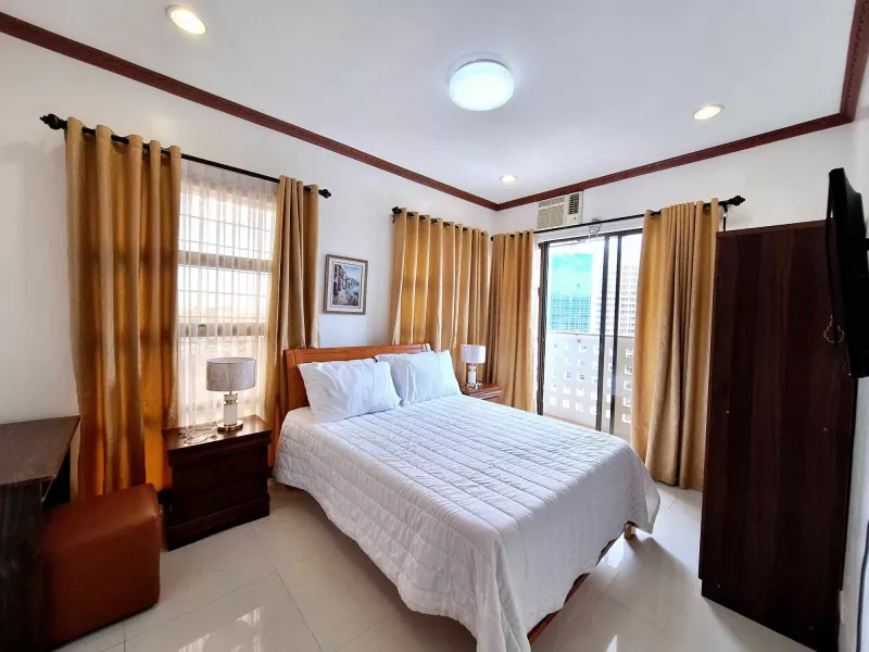 For sale 2 Bedroom furnished facing City views near Metro Ayala in Cebu City