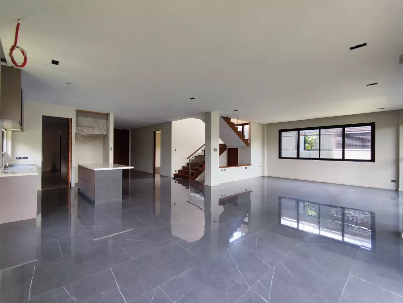 Modern House and Lot with Swimming Pool For Sale in Batasan Hills,QC - PME