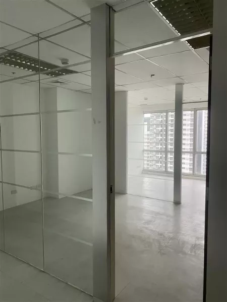 500 SQM OFFICE SPACE FOR LEASE IN MAKATI CITY