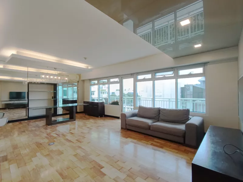 FOR LEASE: 3 bedrooms in One Serendra, BGC