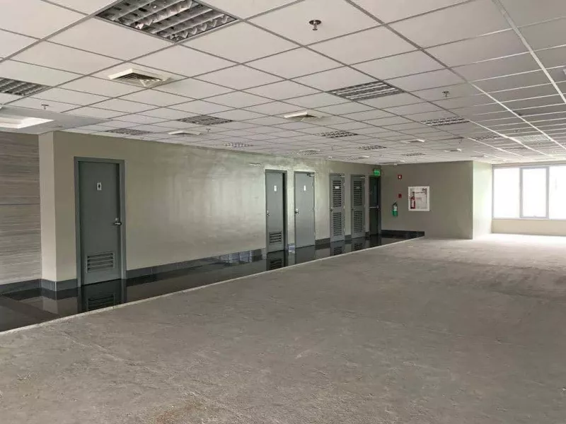 Office Building in Makati For Sale, 6 Storey
