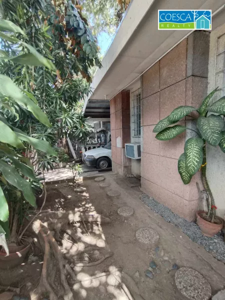 House For Sale in United Paranaque Subd II very near Arca South, BGC and Subway