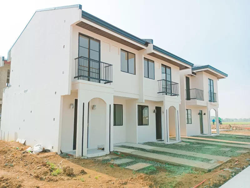 3 Bedroom Townhouse Unit for Sale in Seriya in Bulacan (Manor Classic)