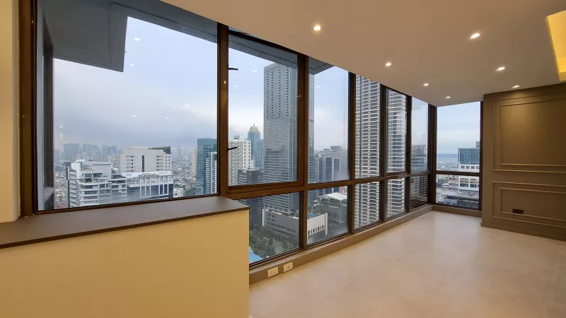 Gorgeous Bellagio 3 BGC Condo For Sale (good for airbnb)