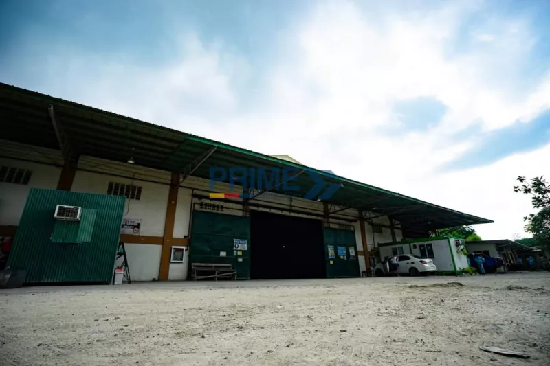 2,289 sqm warehouse with high ceiling for rent!! (Urdaneta City)