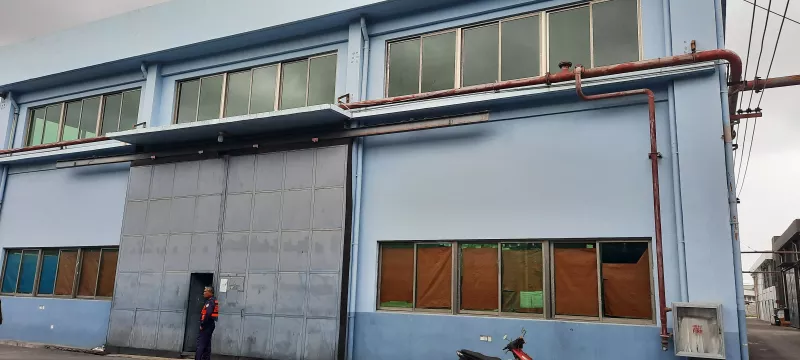 2000 SQM High Ceiling Carmona Warehouse for Lease