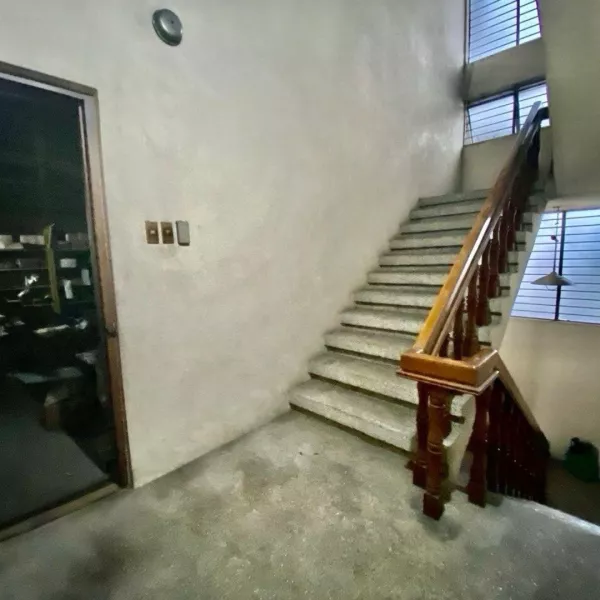 San Juan City Mixed - use Building for Sale!