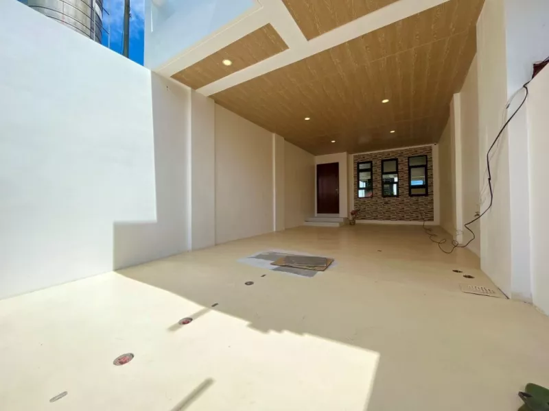 4-5 Bedrooms Brand New Townhouse Near SM Southmall For Sale in Pilar Village