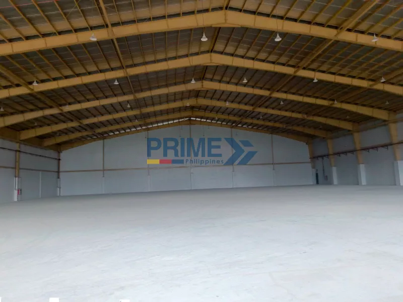 2,550 sqm warehouse with high ceiling in Balagtas City. [FOR RENT!!]