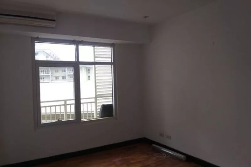 3BR Condo Unit w/ Parking Slots for Rent at One Serendra Palm Tower, Taguig City