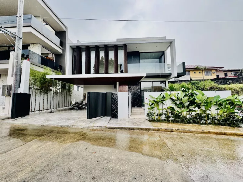 4BR Brand New House and Lot for Sale in Tivoli Royale Commonwealth, Quezon City