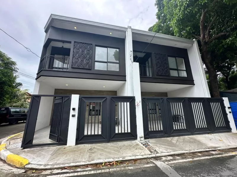 Brand new Modern Industrial Townhouse in Pilar Village