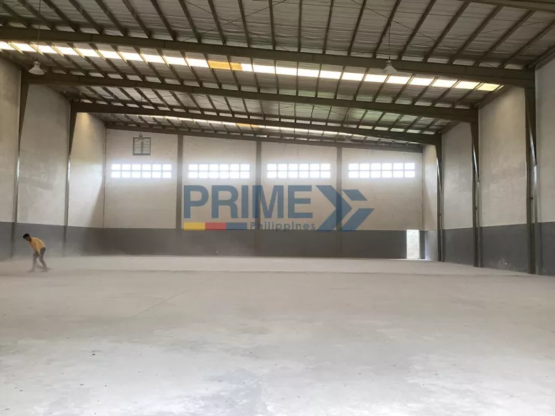 FOR LEASE - 1162SQM Warehouse w Retail Component along Main Roads of Gen Trias