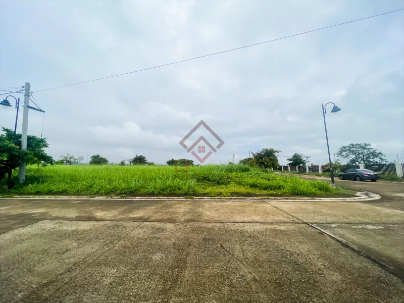 FOR SALE Corner Residential Lot in Mirala Nuvali - SL25