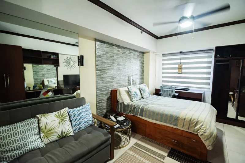1BR 1-Bedroom Condo Unit for Lease in Makati City at The Columns Legazpi