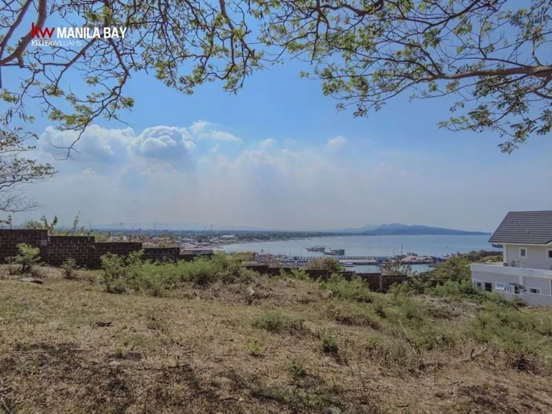 FOR SALE: West Philippines Sea Front Lot at Ocean Hills, Nasugbu, Batangas