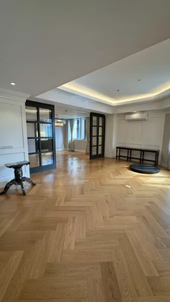 Renaissance 1000 Pasig Renovated big 2 bedroom for Sale