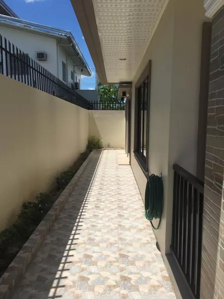 A Newly Built 5 bedrooms, Two Storey House is up for lease in Forest Park AC