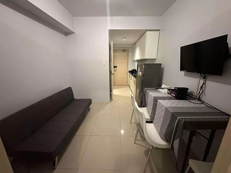 Rush for Lease Newly Renovated One bedroom in Sea Residences, Pasay City