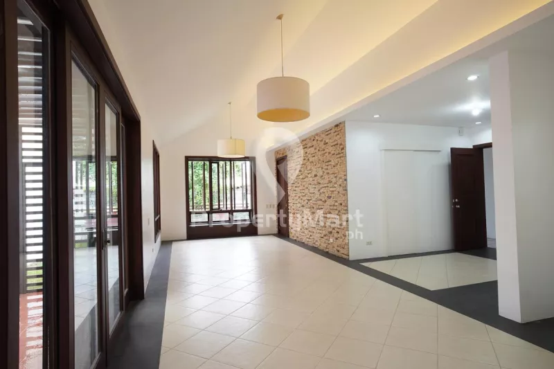 House and Lot for Sale in Greenheights Village, Bgy. San Isidro, Parañaque