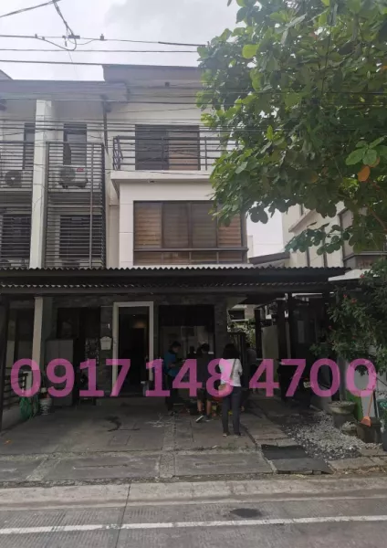 For Sale: End Townhouse Unit at Mahogany Place 3, Acacia Estates