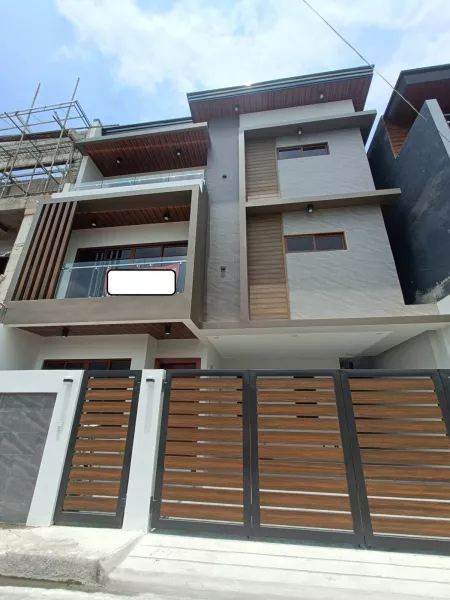3-Storey 6 BR Single Detached House and Lot For Sale in Pinagbuhatan Pasig-JV2
