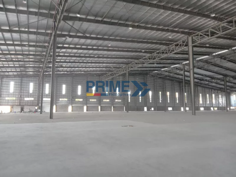 This huge Warehouse with 26,884.38 sqm in Meycauayan, Bulacan is now for Lease