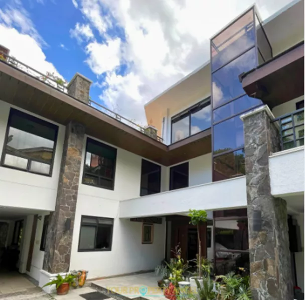 For SALE! 6 Bedroom House and Lot in La Vista Subdivision Quezon City