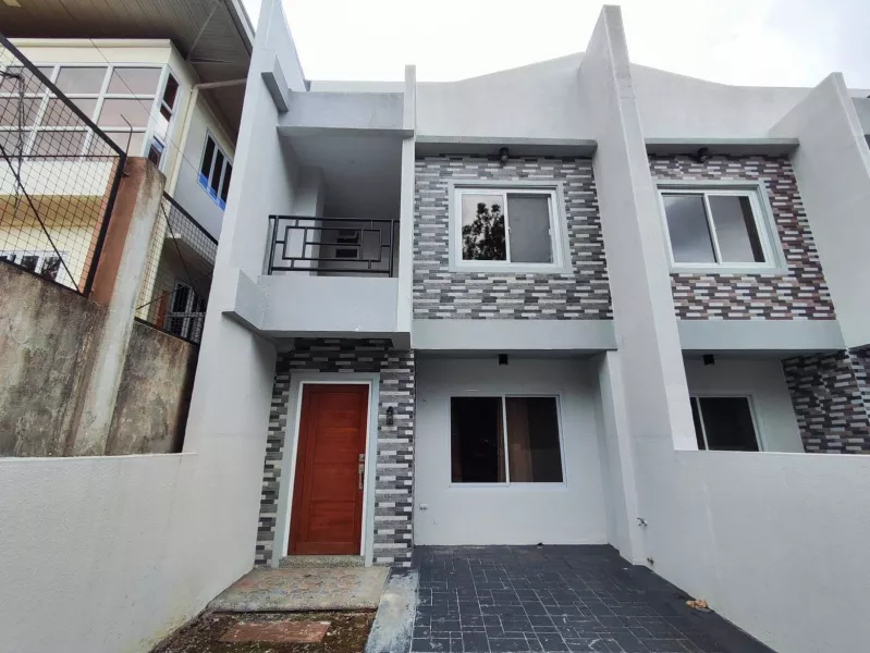 2 Storey Duplex HOUSE AND LOT FOR SALE IN BAGUIO CITY!- DCE