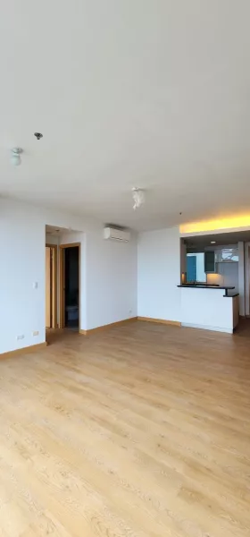 FOR SALE: 2 Bedroom in 1016 Residences, Cebu City
