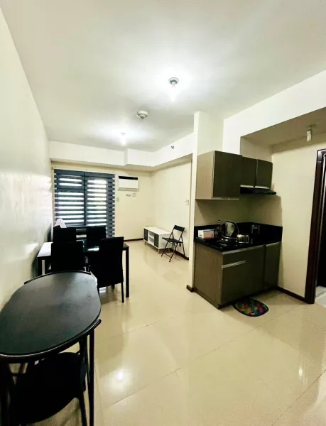 FOR RENT: 2 BR WITH PARKING IN GALLERIA RESIDENCES CEBU