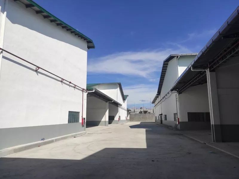 For Rent: 1209.83 sqm Warehouse in Lingunan,Valenzuela