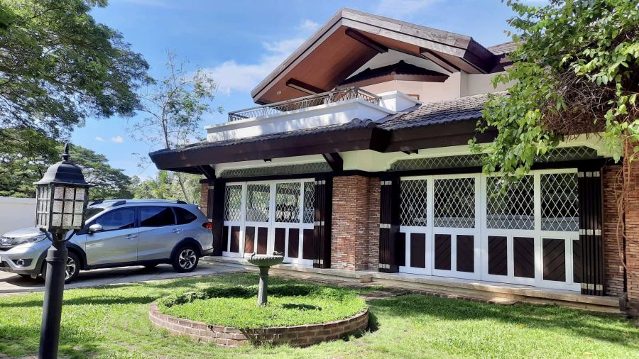 Ayala Alabang House and Lot for Sale